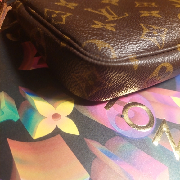 Bucket Monogram Pochette Louis Vuitton w/New Crossbody Coach Chain - Picture 11 of 15